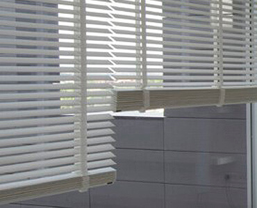 cortines venecianes de fusta